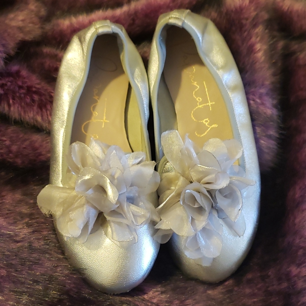 Girls leather ballet flats